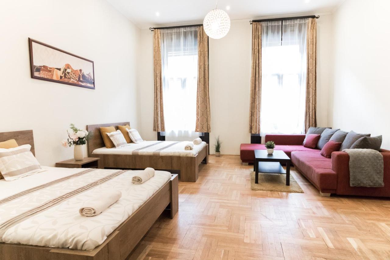 Real Apartments Klauzál Budapest Esterno foto