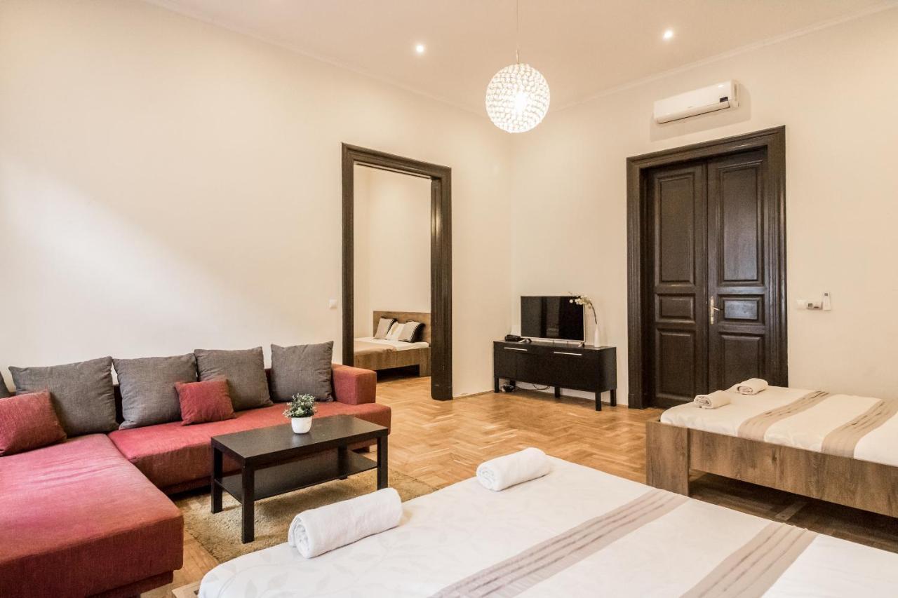 Real Apartments Klauzál Budapest Esterno foto