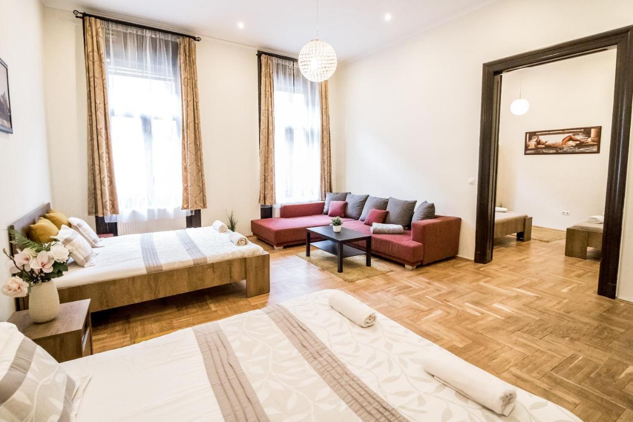 Real Apartments Klauzál Budapest Esterno foto