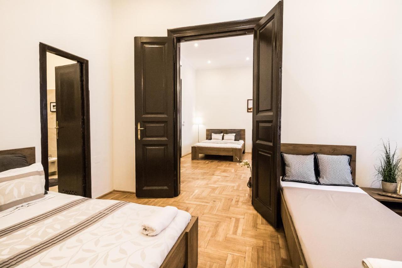 Real Apartments Klauzál Budapest Esterno foto