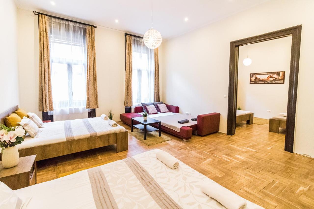 Real Apartments Klauzál Budapest Esterno foto