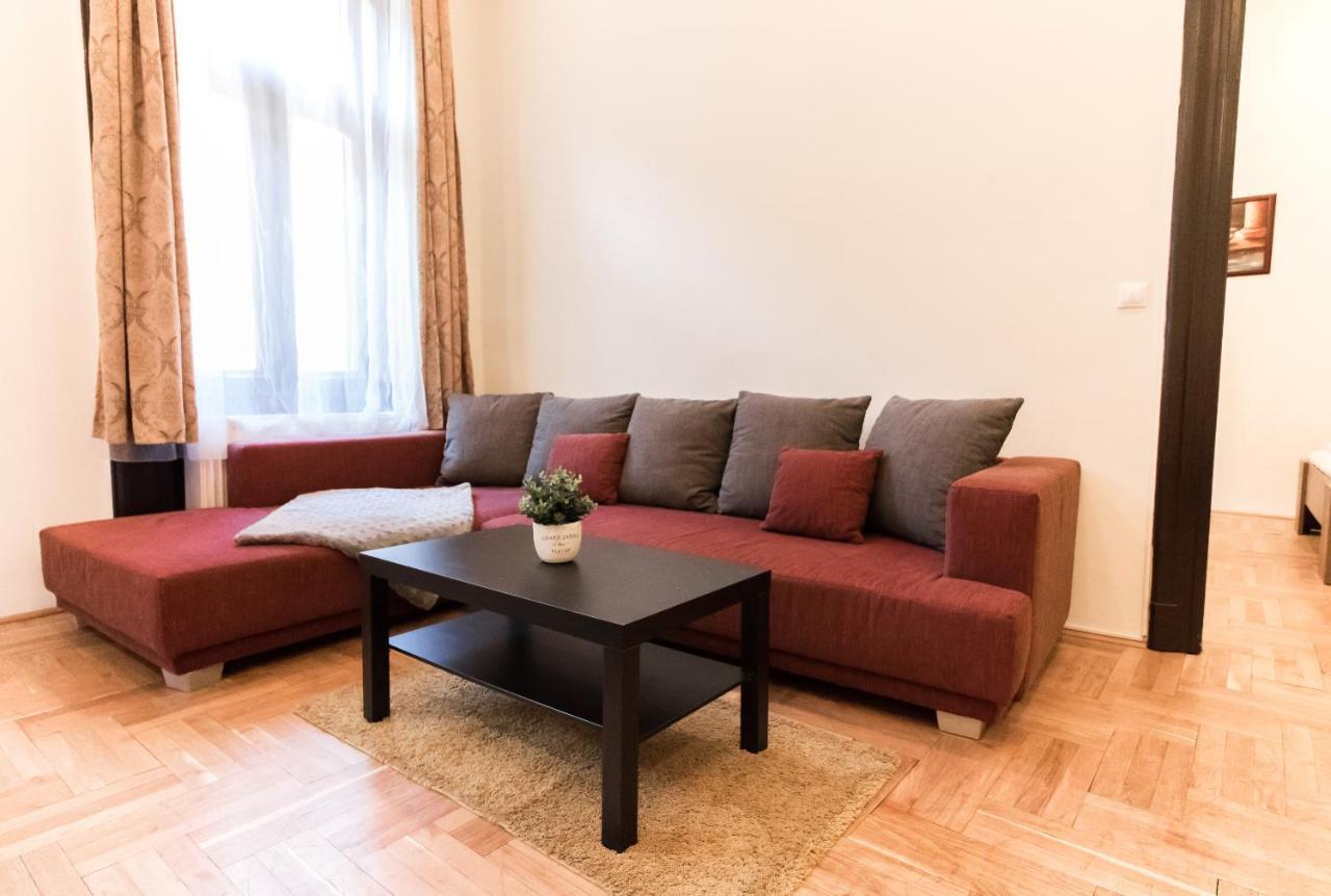 Real Apartments Klauzál Budapest Esterno foto